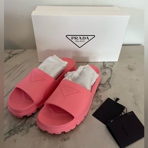Prada pink pool sandals new with box size 37